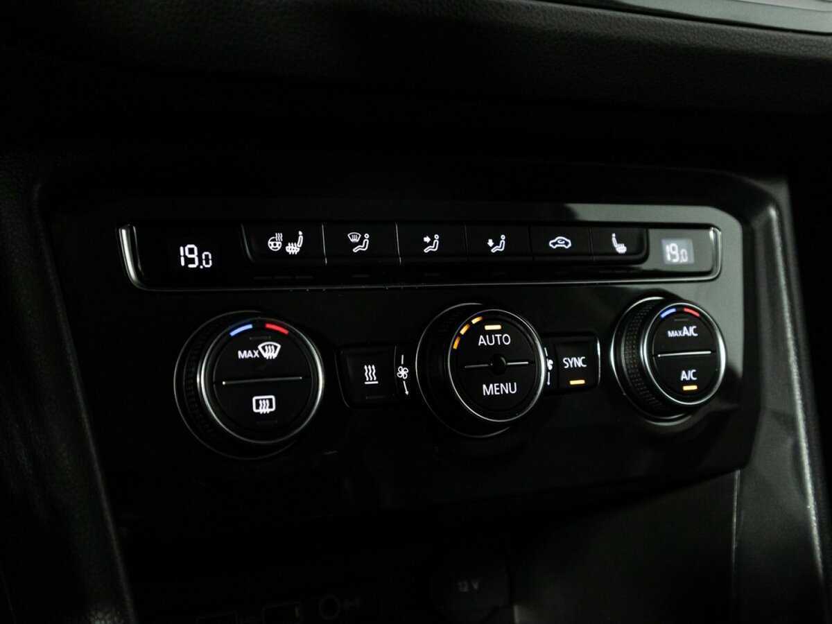 Купить Volkswagen Tiguan, 2018, 153 729 км, фото №21