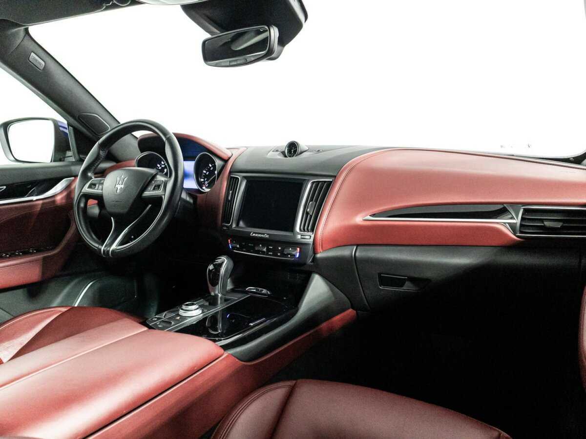 Купить Maserati Levante S, 2017, 52 824 км, фото №9