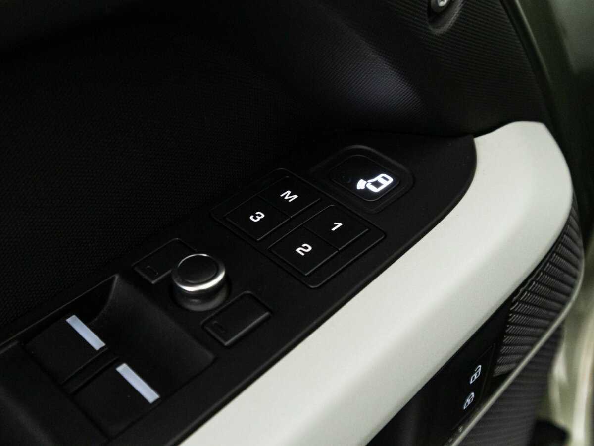 Купить Land Rover Defender 110, 2020, 103 301 км, фото №17