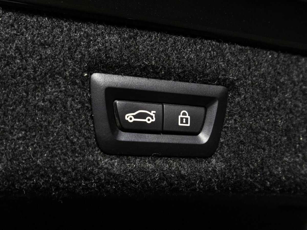 Купить BMW 5 серии 530d xDrive, 2019, 140 175 км, фото №16