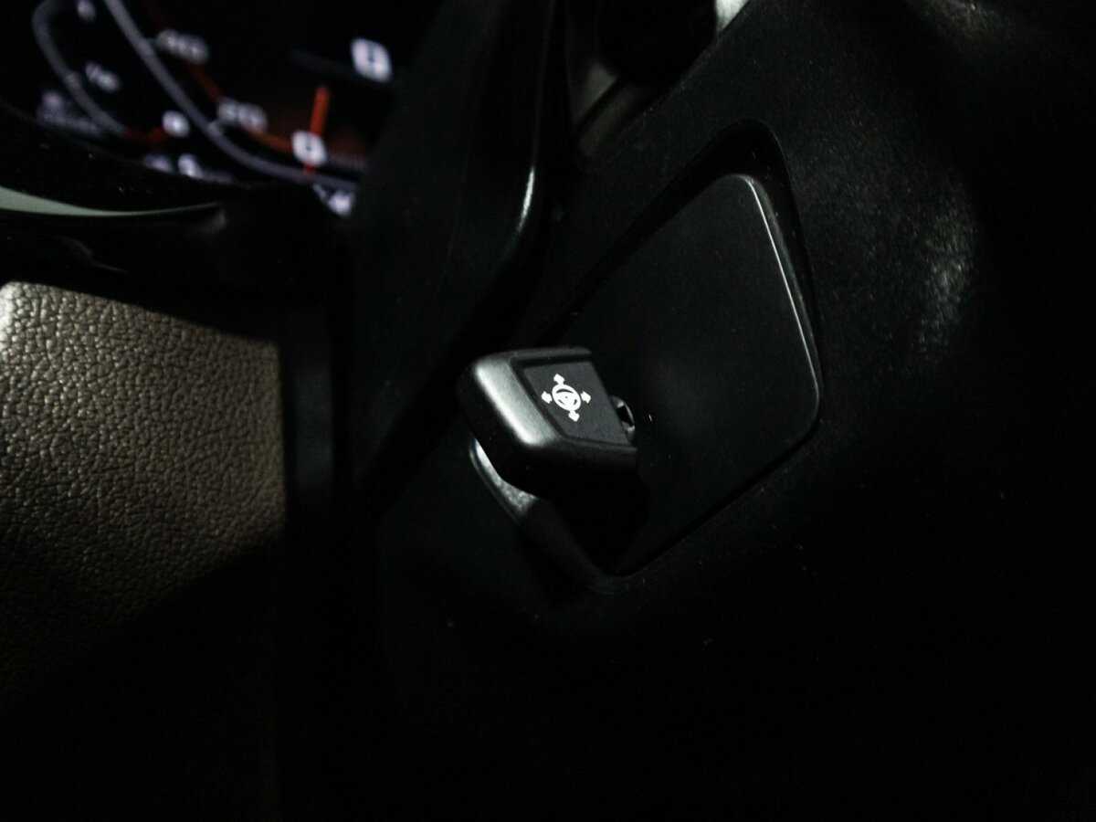 Купить BMW 5 серии 530d xDrive, 2019, 140 175 км, фото №24