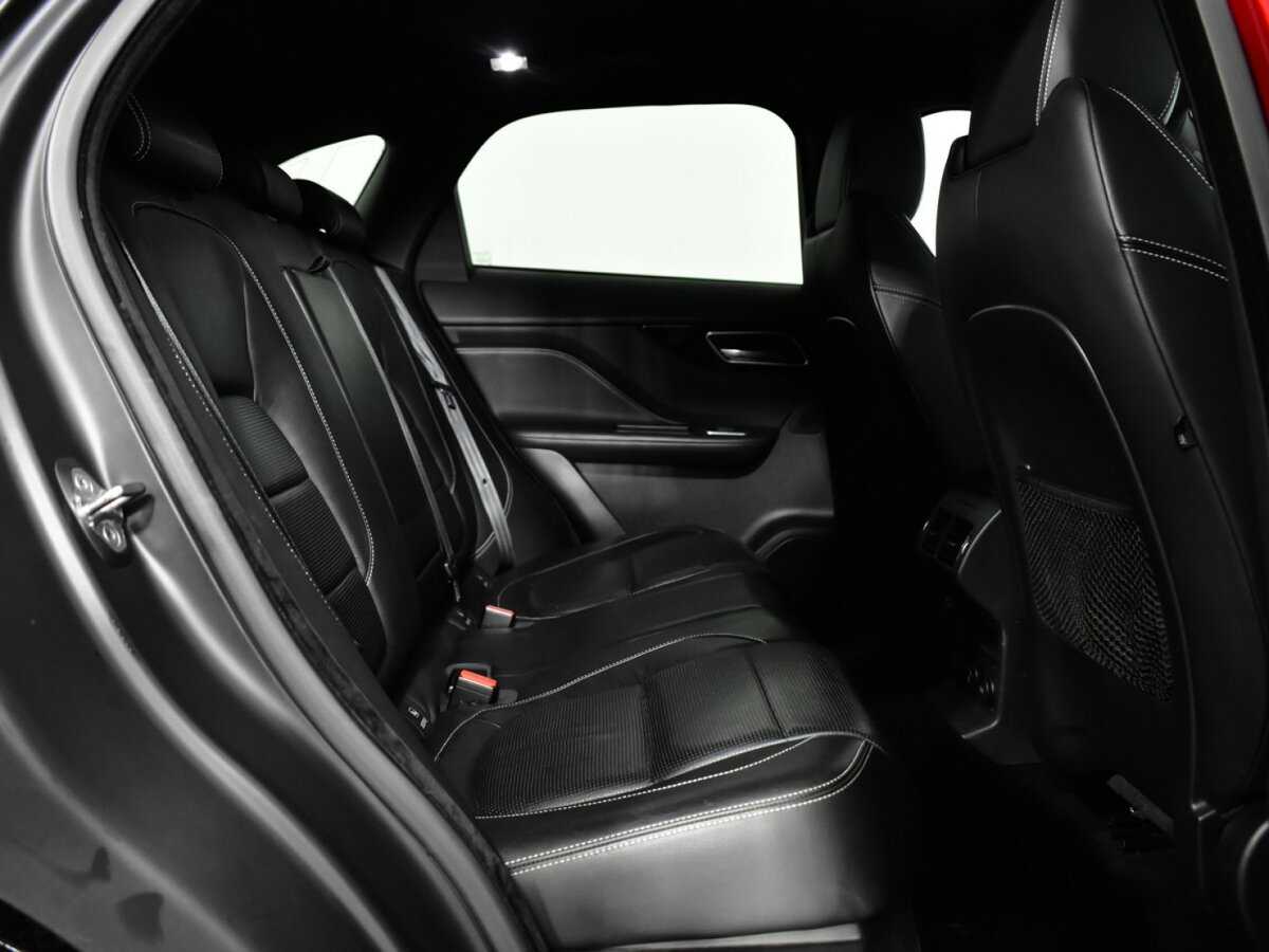 Купить Jaguar F-Pace, 2016, 74 000 км, фото №10
