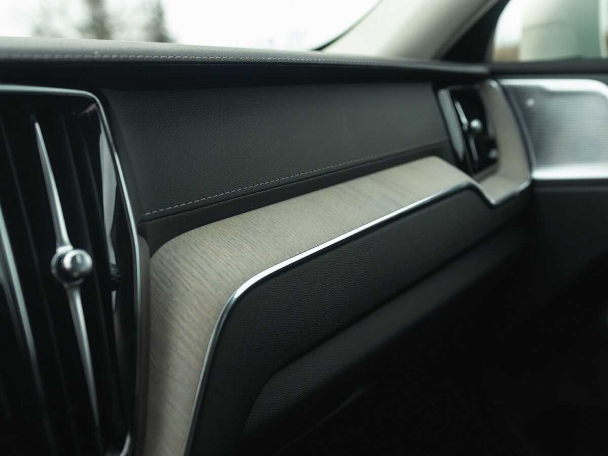 Купить Volvo XC60, 2019, 49 849 км, фото №32