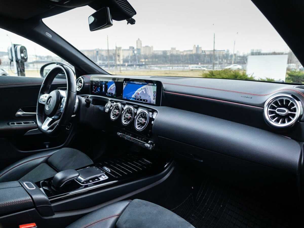Купить Mercedes-Benz CLA 200, 2019, 104 351 км, фото №10