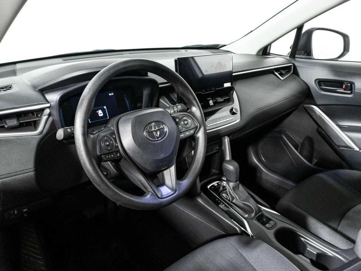 Купить Toyota Corolla Cross, 2023, 15 517 км, фото №11