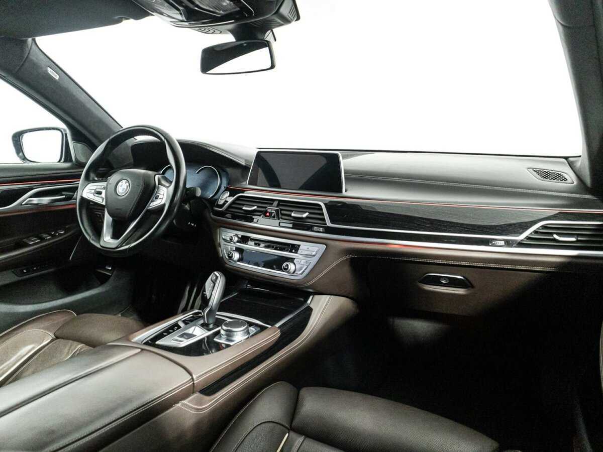 Купить BMW 7 серии 730d xDrive, 2018, 117 163 км, фото №9