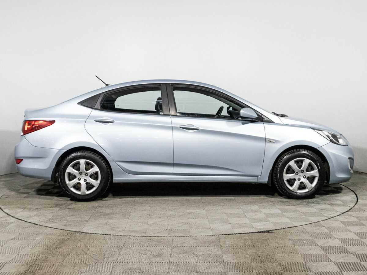 Купить Hyundai Solaris, 2011, 123 456 км, фото №4