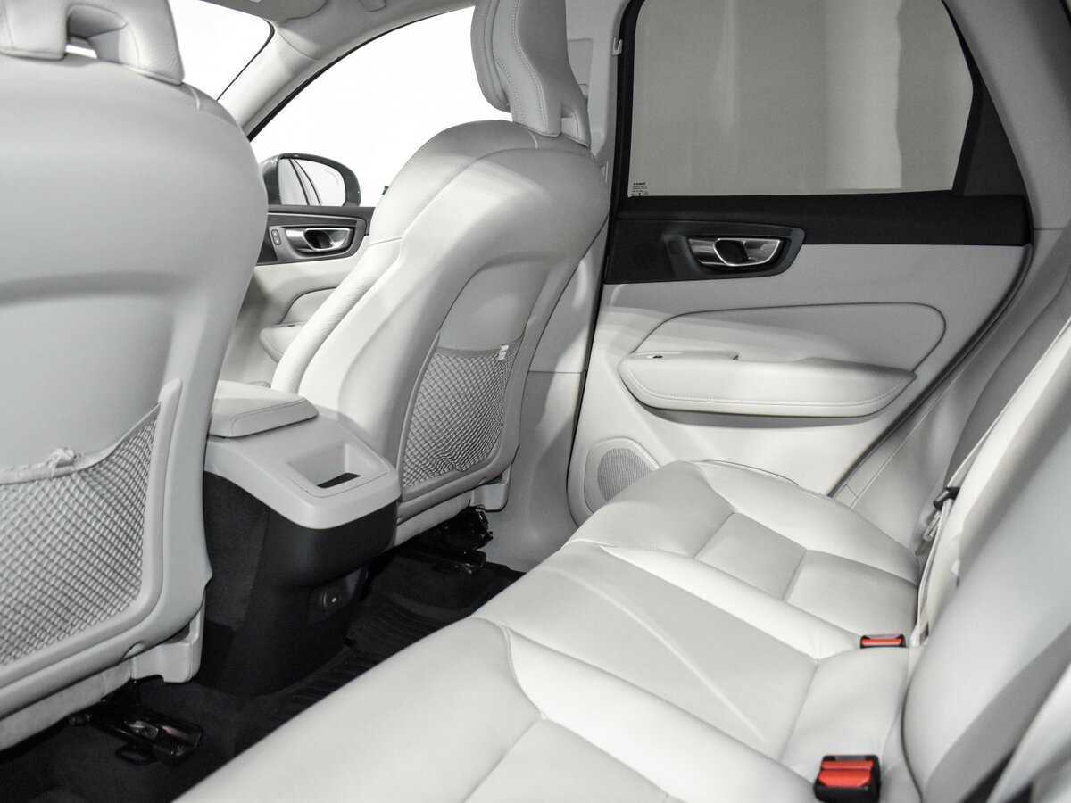 Купить Volvo XC60, 2021, 46 000 км, фото №11