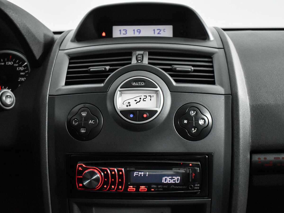 Купить Renault Megane, 2007, 297 427 км, фото №16