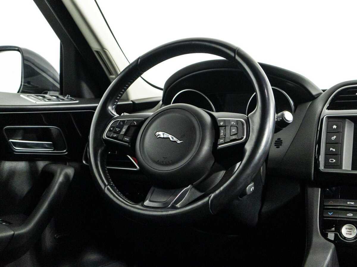 Купить Jaguar F-Pace, 2017, 115 102 км, фото №23