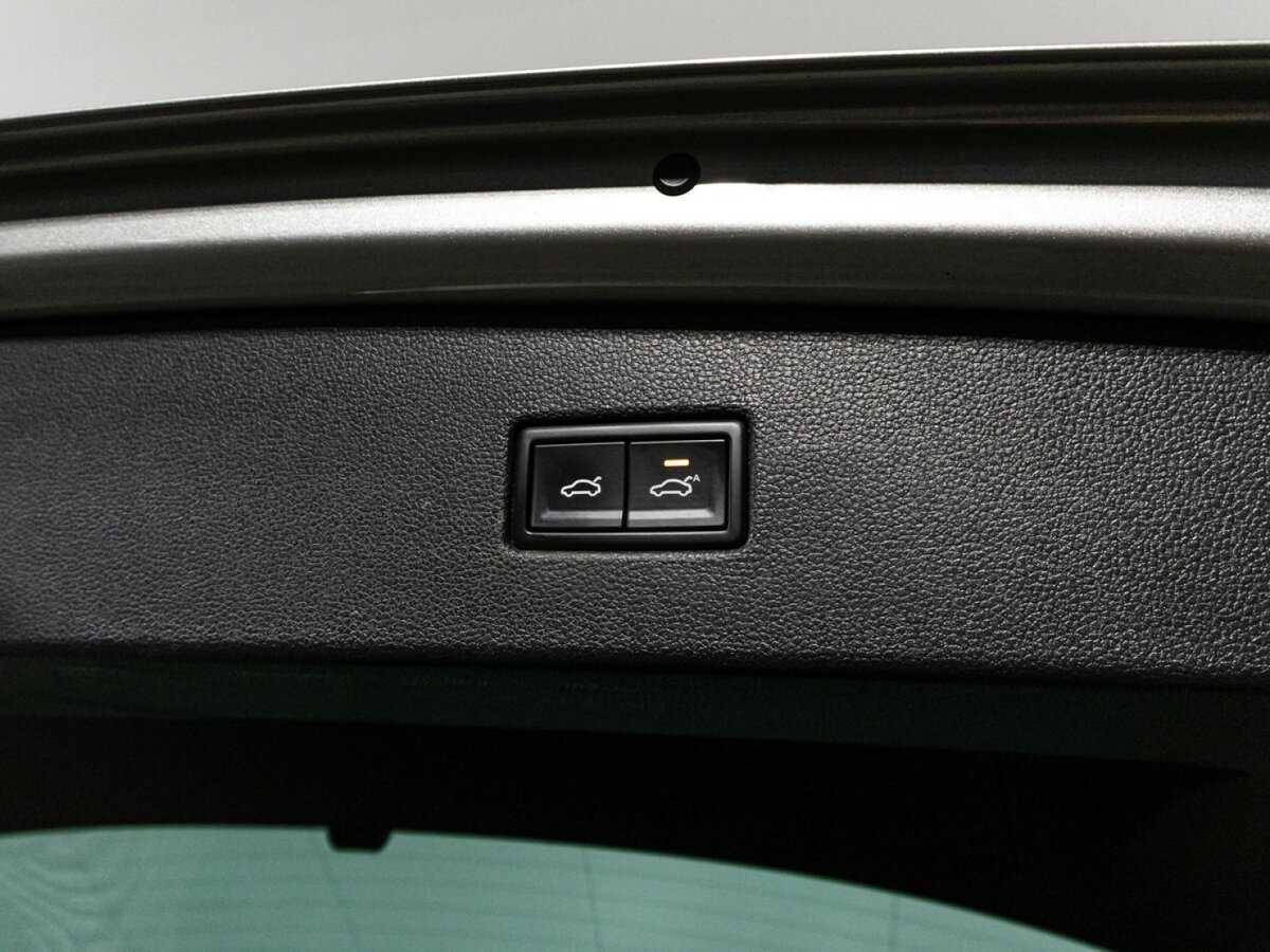 Купить Volkswagen Tiguan, 2018, 115 369 км, фото №16