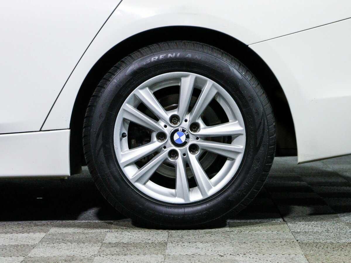 Купить BMW 3 серии 318i, 2015, 141 822 км, фото №13