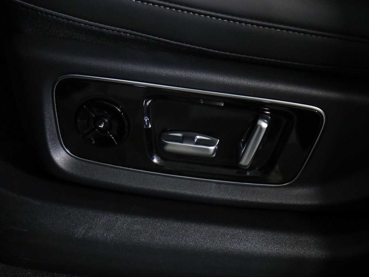 Купить LiXiang L9 52.3 kWh, 2024, 17 444 км, фото №30