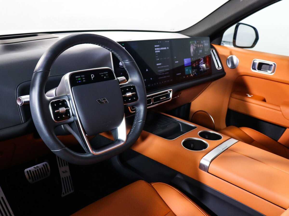 Купить LiXiang L7 42.8 kWh, 2024, 3 855 км, фото №11