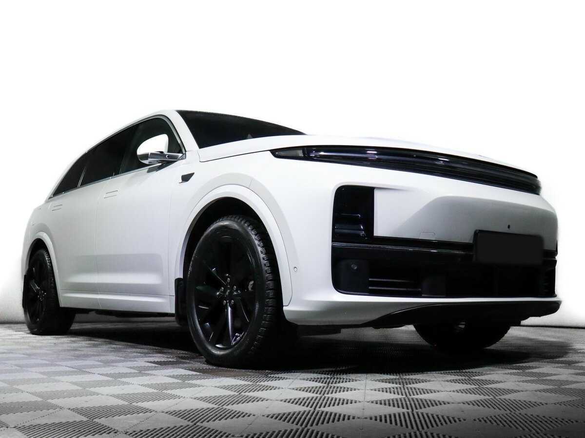 Купить LiXiang L7 42.8 kWh, 2024, 3 855 км, фото №16