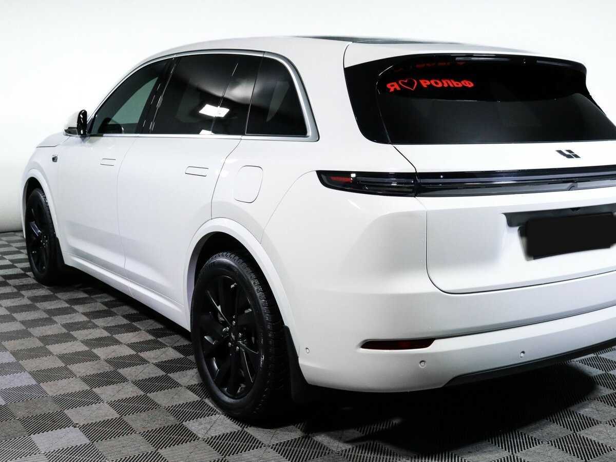 Купить LiXiang L7 42.8 kWh, 2024, 3 855 км, фото №17