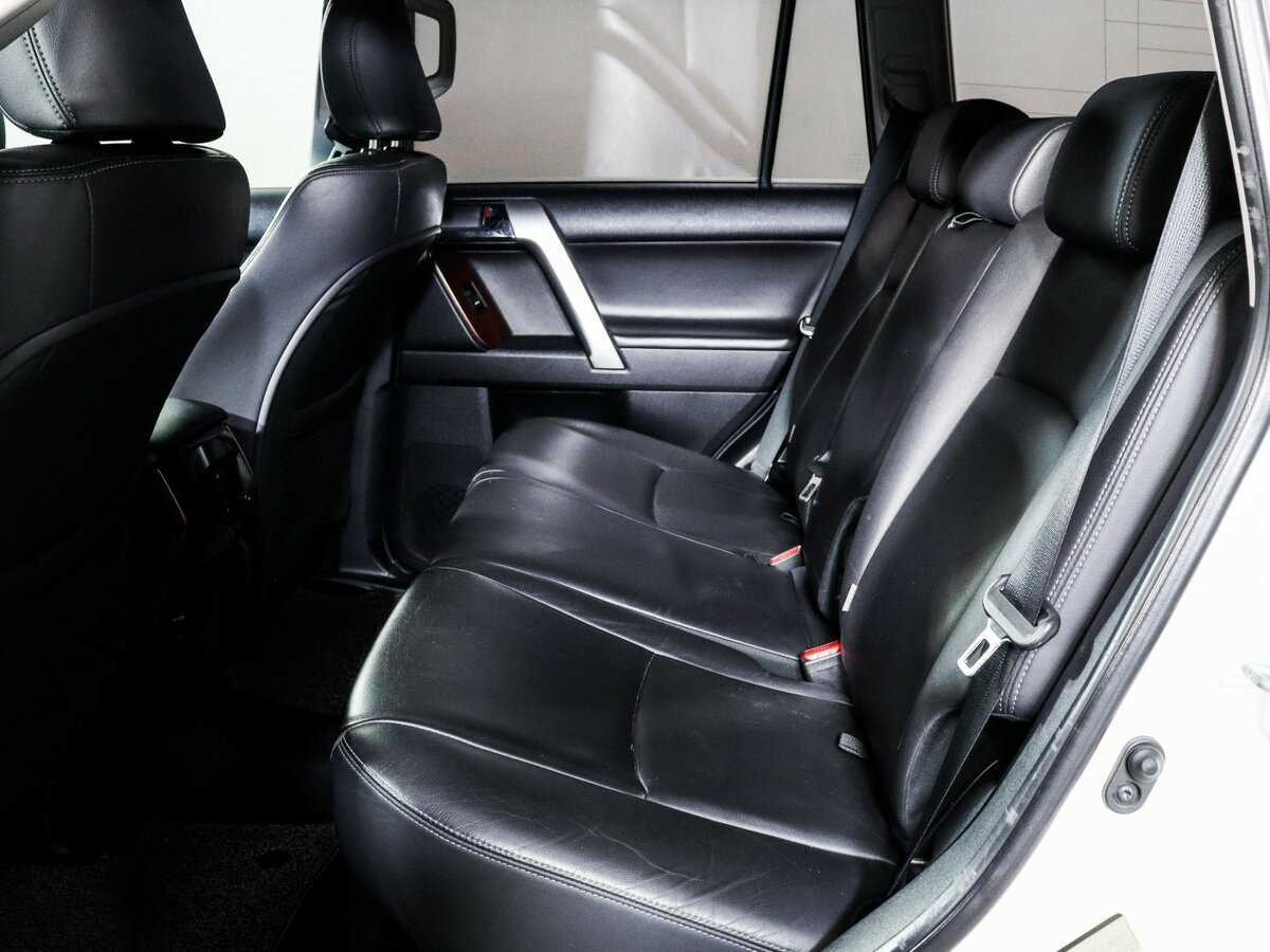 Купить Toyota Land Cruiser Prado 5-speed, 2013, 205 321 км, фото №10