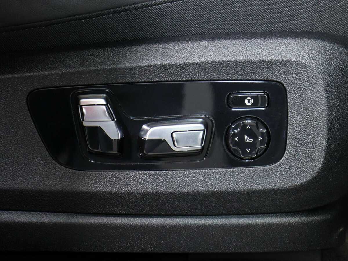 Купить BMW X7 M60i, 2023, 15 409 км, фото №17