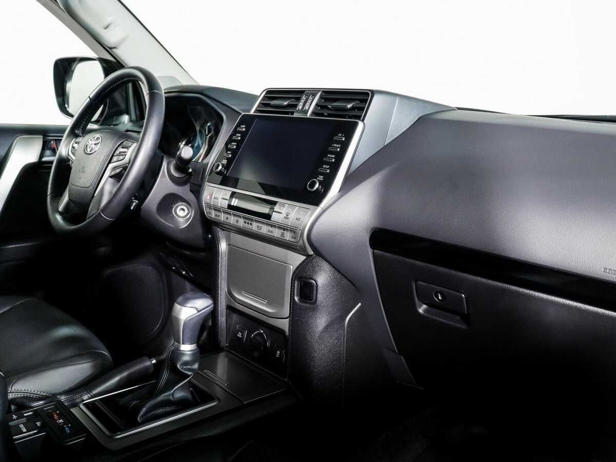 Купить Toyota Land Cruiser Prado, 2022, 70 500 км, фото №6