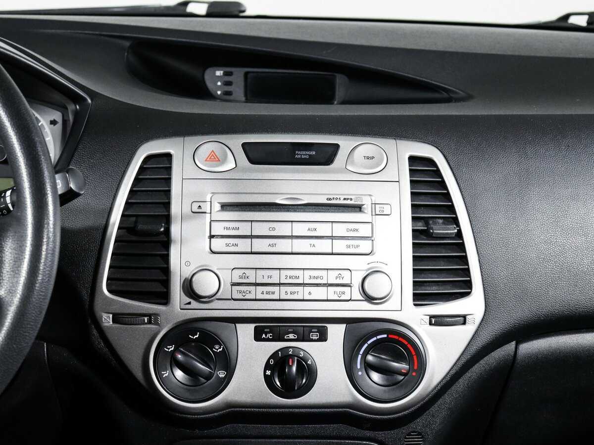 Купить Hyundai i20, 2009, 99 840 км, фото №10