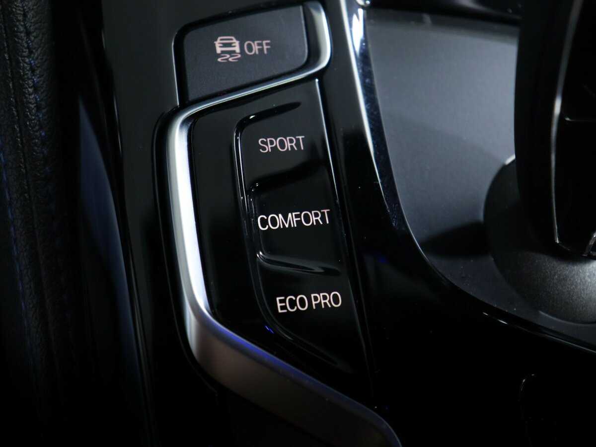 Купить BMW 5 серии 520d xDrive, 2018, 95 057 км, фото №18