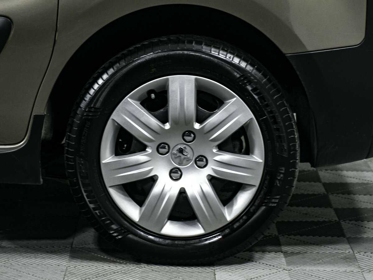 Купить Peugeot Partner, 2017, 85 944 км, фото №13