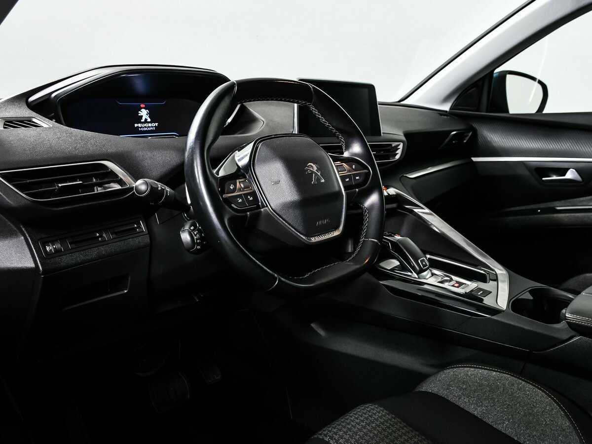 Купить Peugeot 5008, 2019, 81 698 км, фото №12
