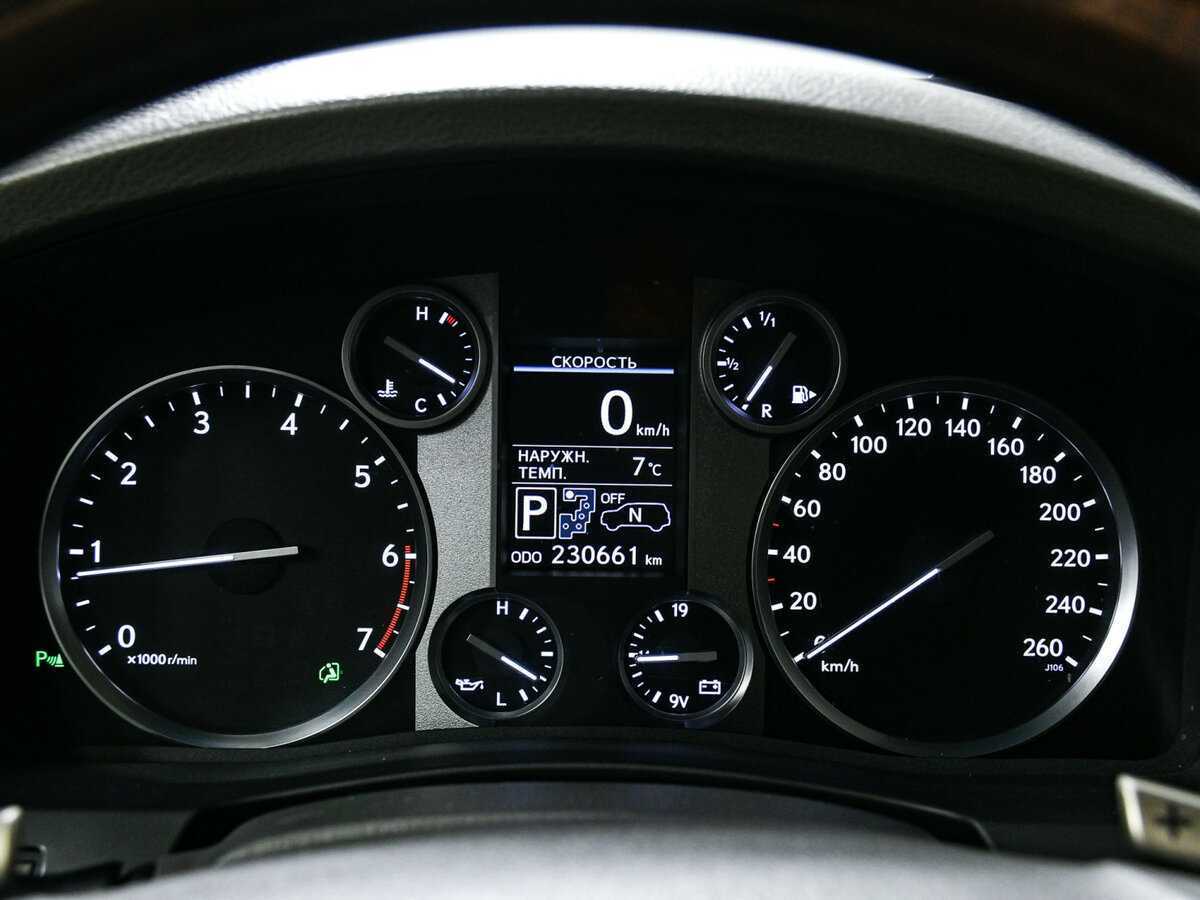 Купить Lexus LX 570, 2014, 230 660 км, фото №10