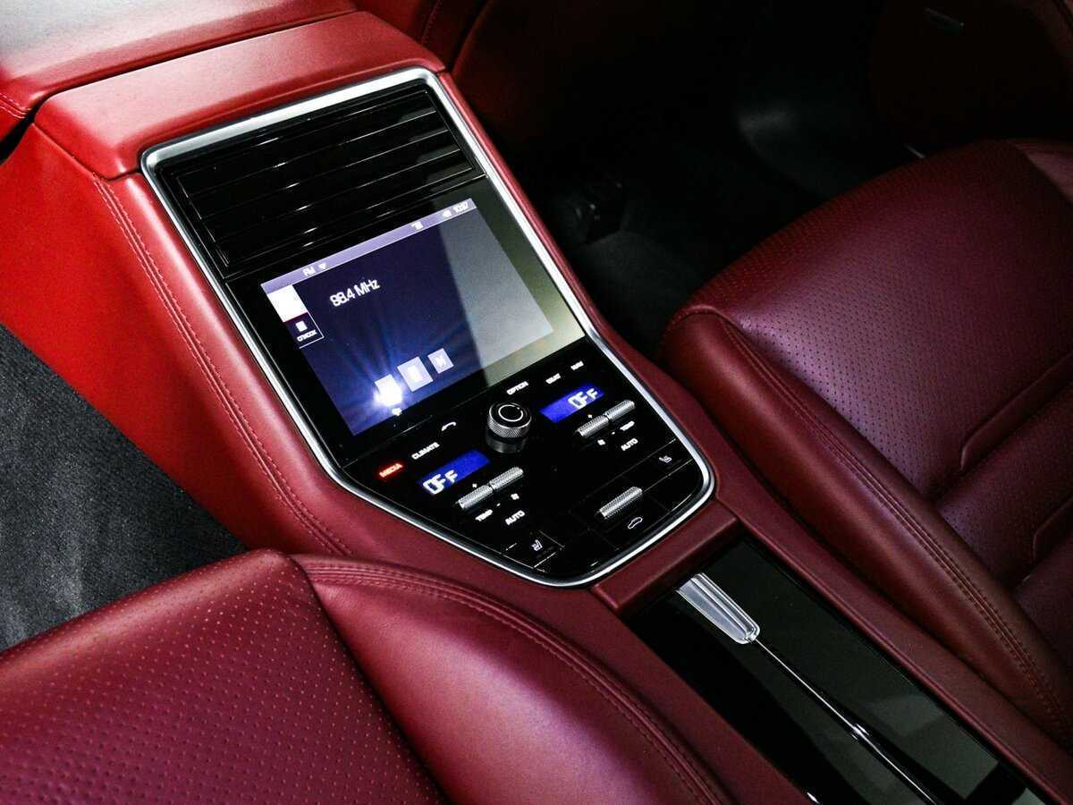 Купить Porsche Panamera 4 Executive, 2019, 45 000 км, фото №17