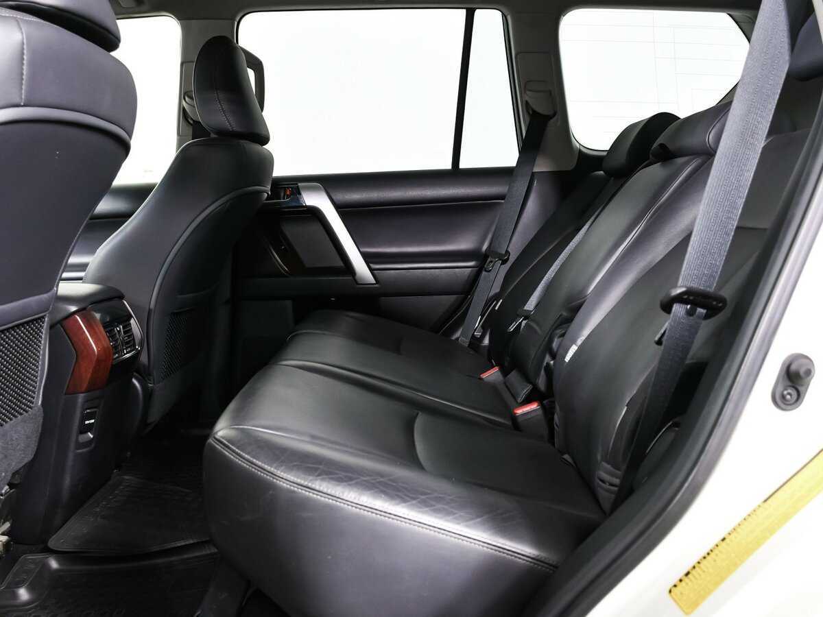 Купить Toyota Land Cruiser Prado, 2017, 91 394 км, фото №13