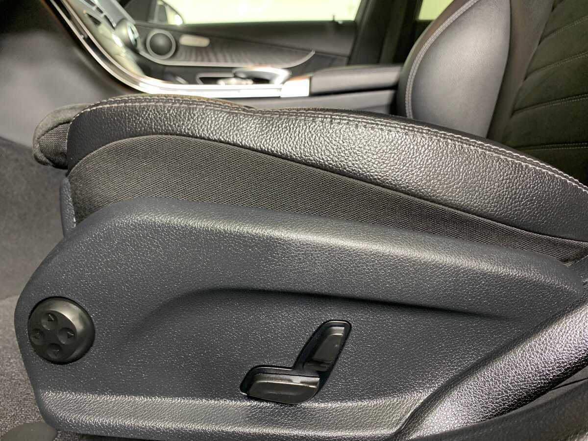 Купить Mercedes-Benz C-Класс 200, 2019, 126 679 км, фото №17