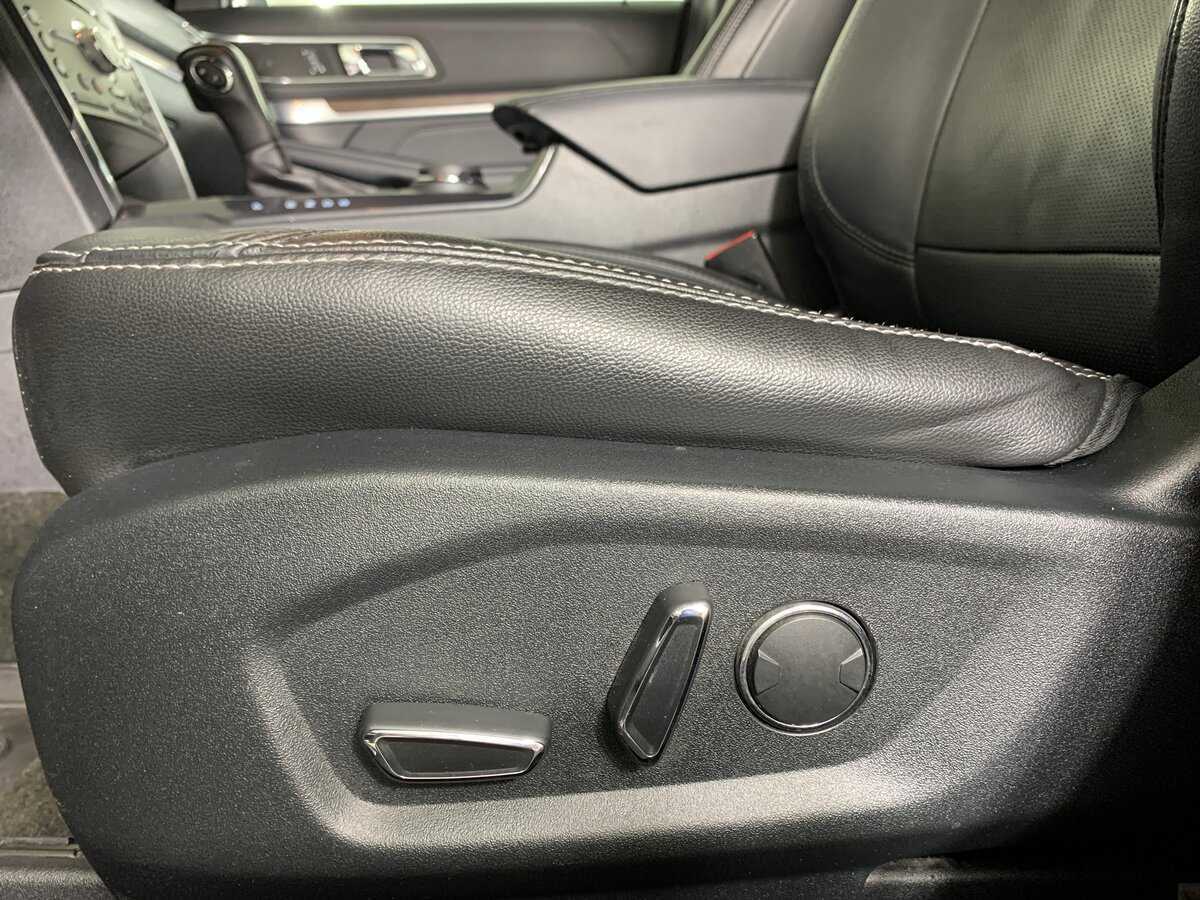 Купить Ford Explorer, 2018, 122 900 км, фото №17