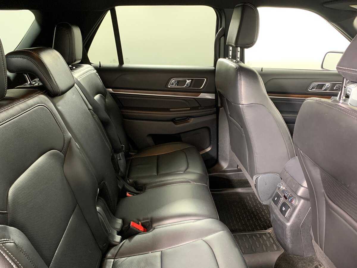 Купить Ford Explorer, 2018, 122 900 км, фото №18