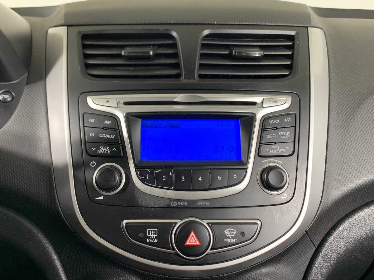 Купить Hyundai Solaris, 2013, 96 384 км, фото №15