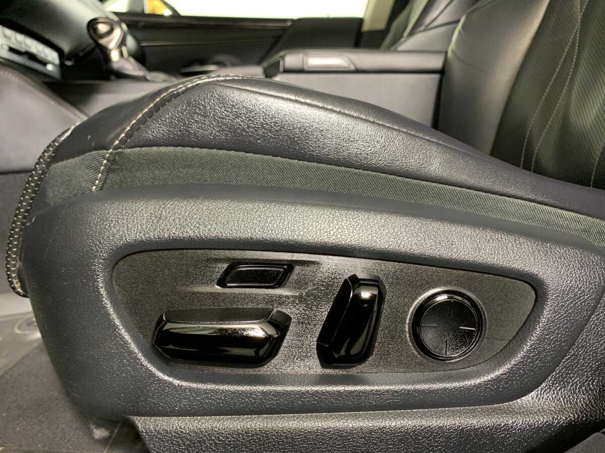 Купить Lexus ES 250, 2018, 240 204 км, фото №15