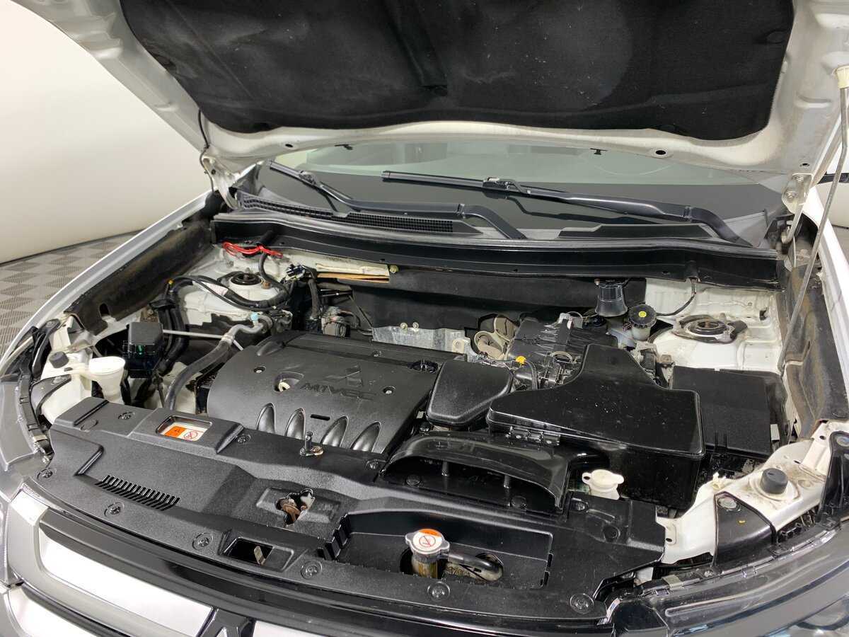 Купить Mitsubishi Outlander, 2017, 275 602 км, фото №11