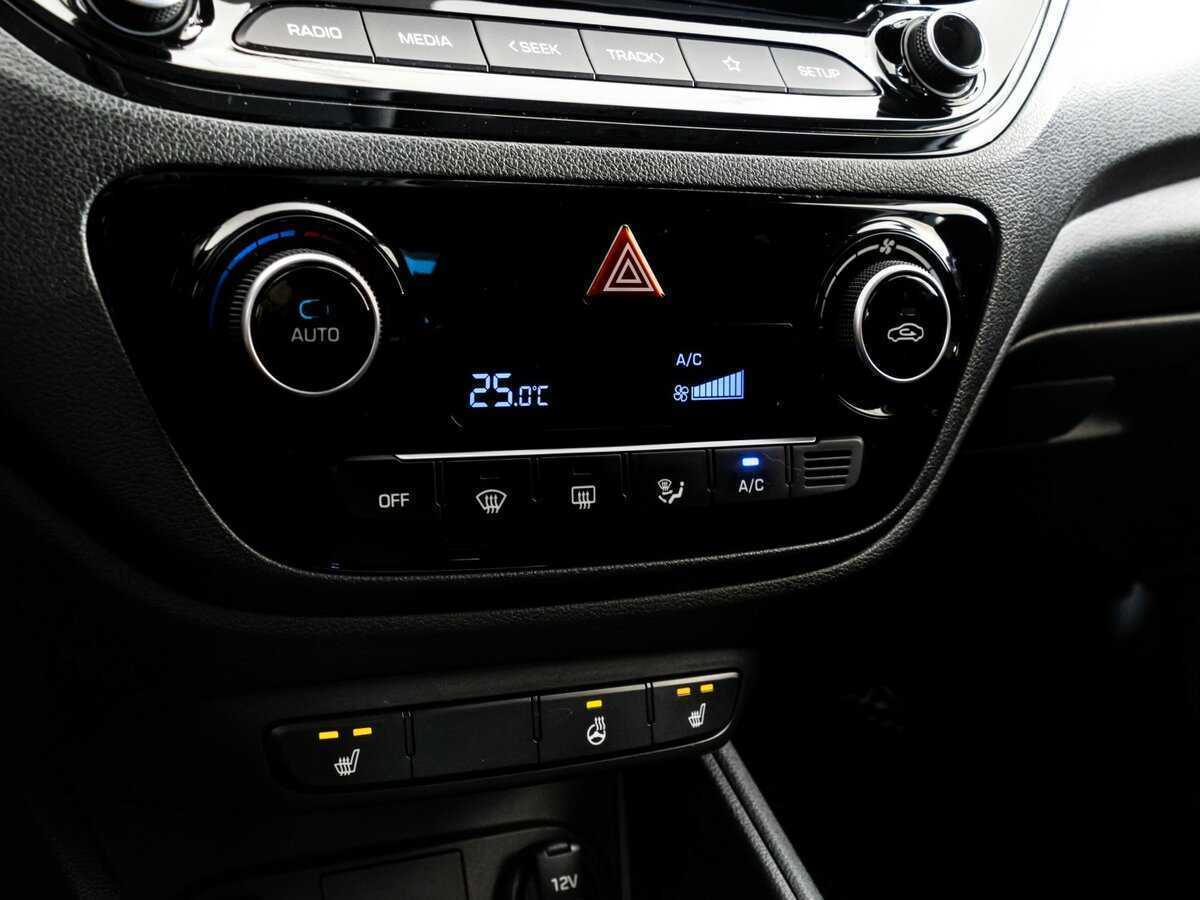 Купить Hyundai Solaris, 2022, 37 838 км, фото №11