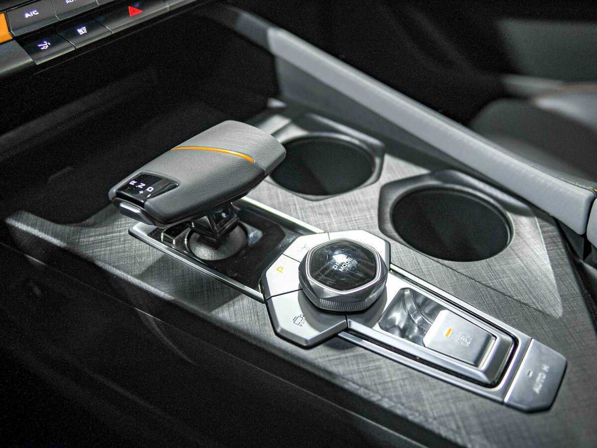 Купить Changan UNI-V, 2023, 11 819 км, фото №15