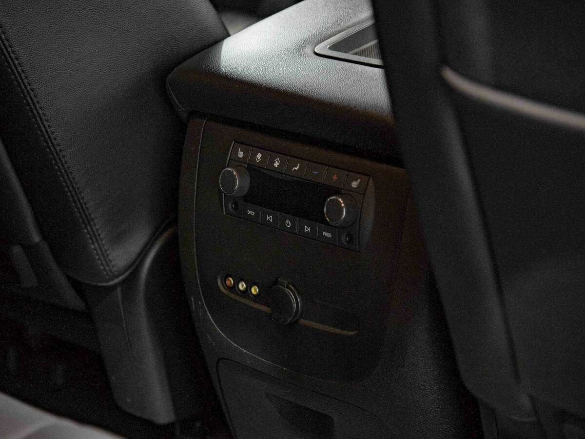 Купить Chevrolet Tahoe 6AT, 2012, 208 111 км, фото №16