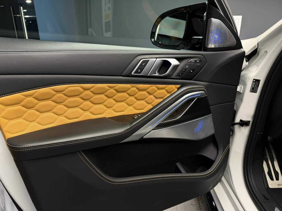 Купить BMW X6 M50i, 2021, 44 340 км, фото №20