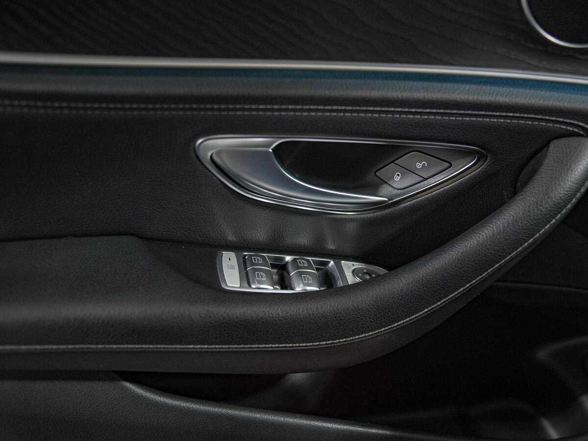 Купить Mercedes-Benz E-Класс 200, 2021, 83 854 км, фото №12