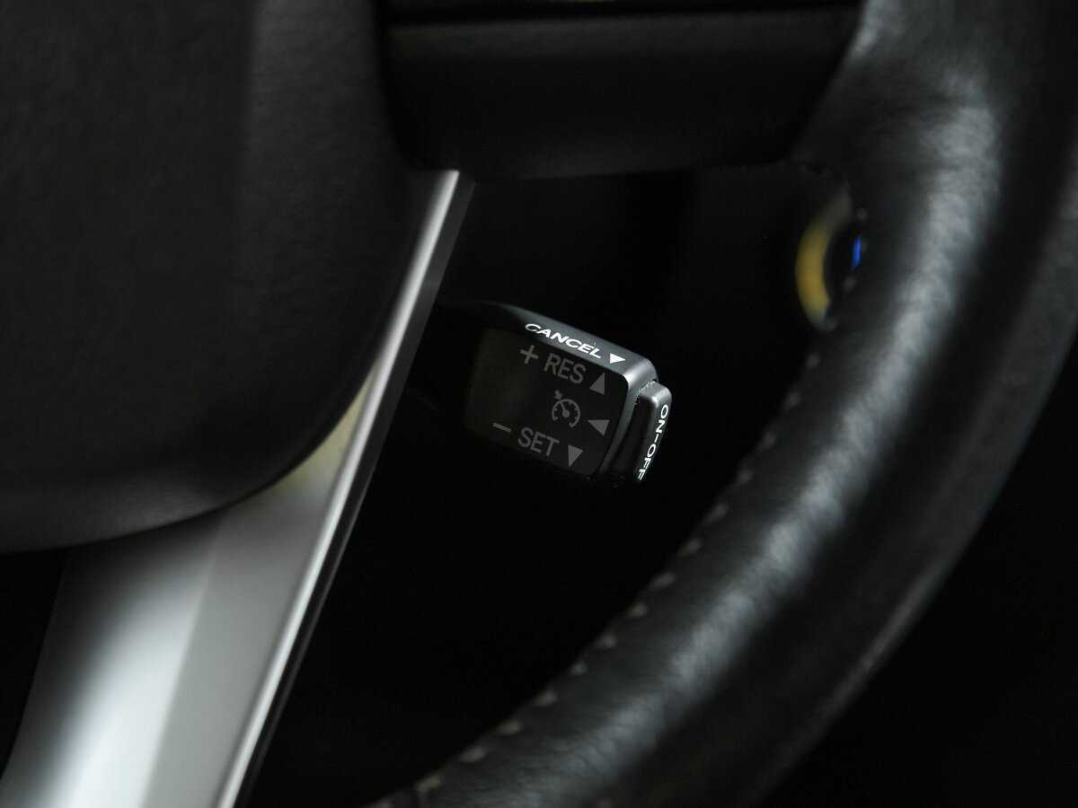 Купить Toyota Fortuner, 2017, 141 050 км, фото №10