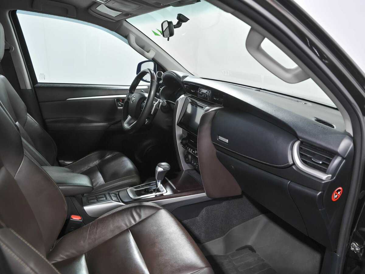 Купить Toyota Fortuner, 2017, 141 050 км, фото №20