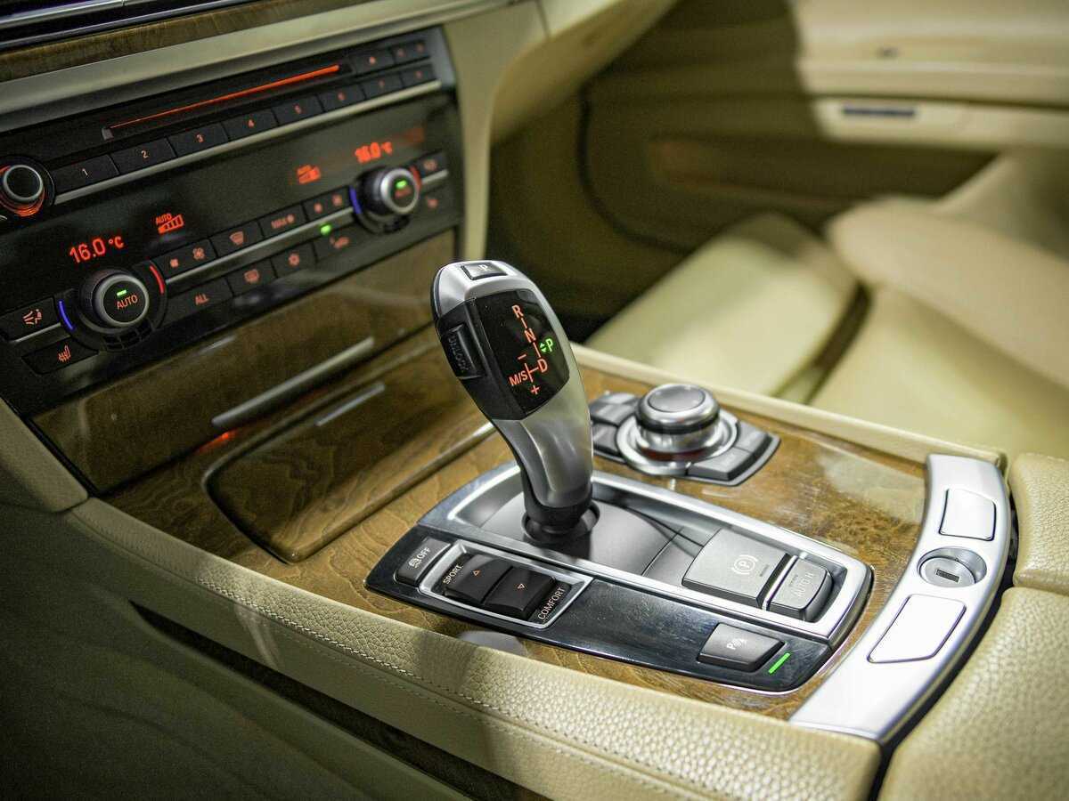 Купить BMW 7 серии 730i, 2011, 145 109 км, фото №11