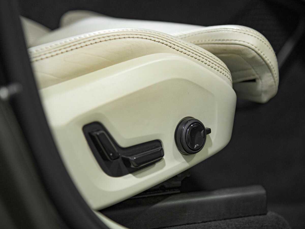 Купить Volvo XC60, 2017, 118 242 км, фото №23