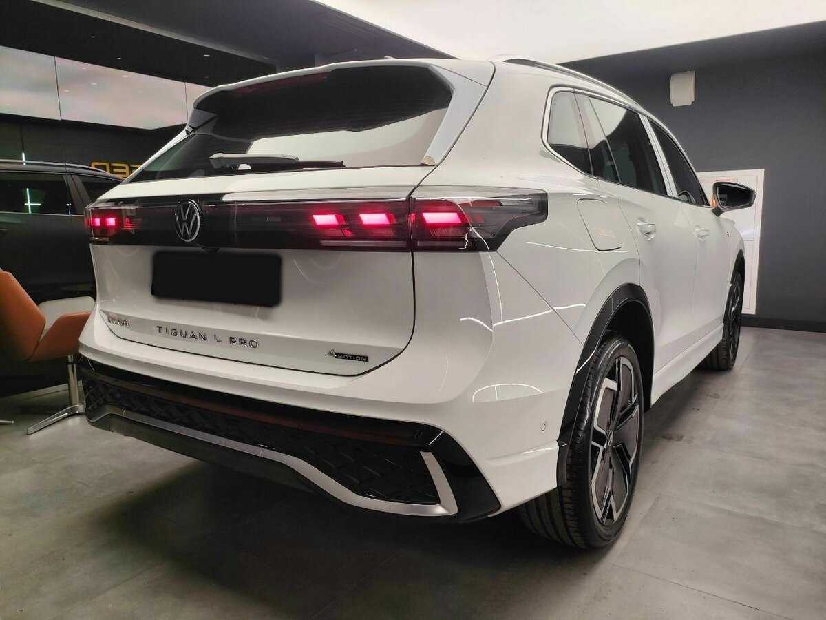 Купить Volkswagen Tiguan L Pro, 2024, 86 км, фото №4
