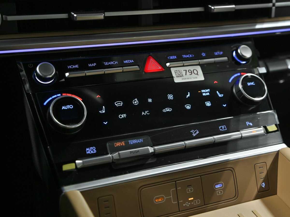 Купить Hyundai Santa Fe, 2024, 32 км, фото №15