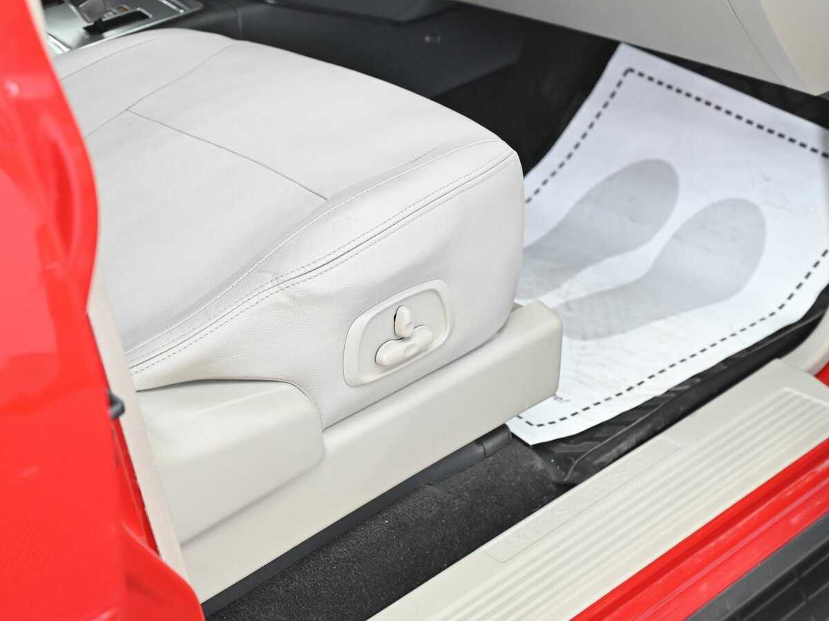 Купить Mitsubishi Pajero, 2018, 99 000 км, фото №12