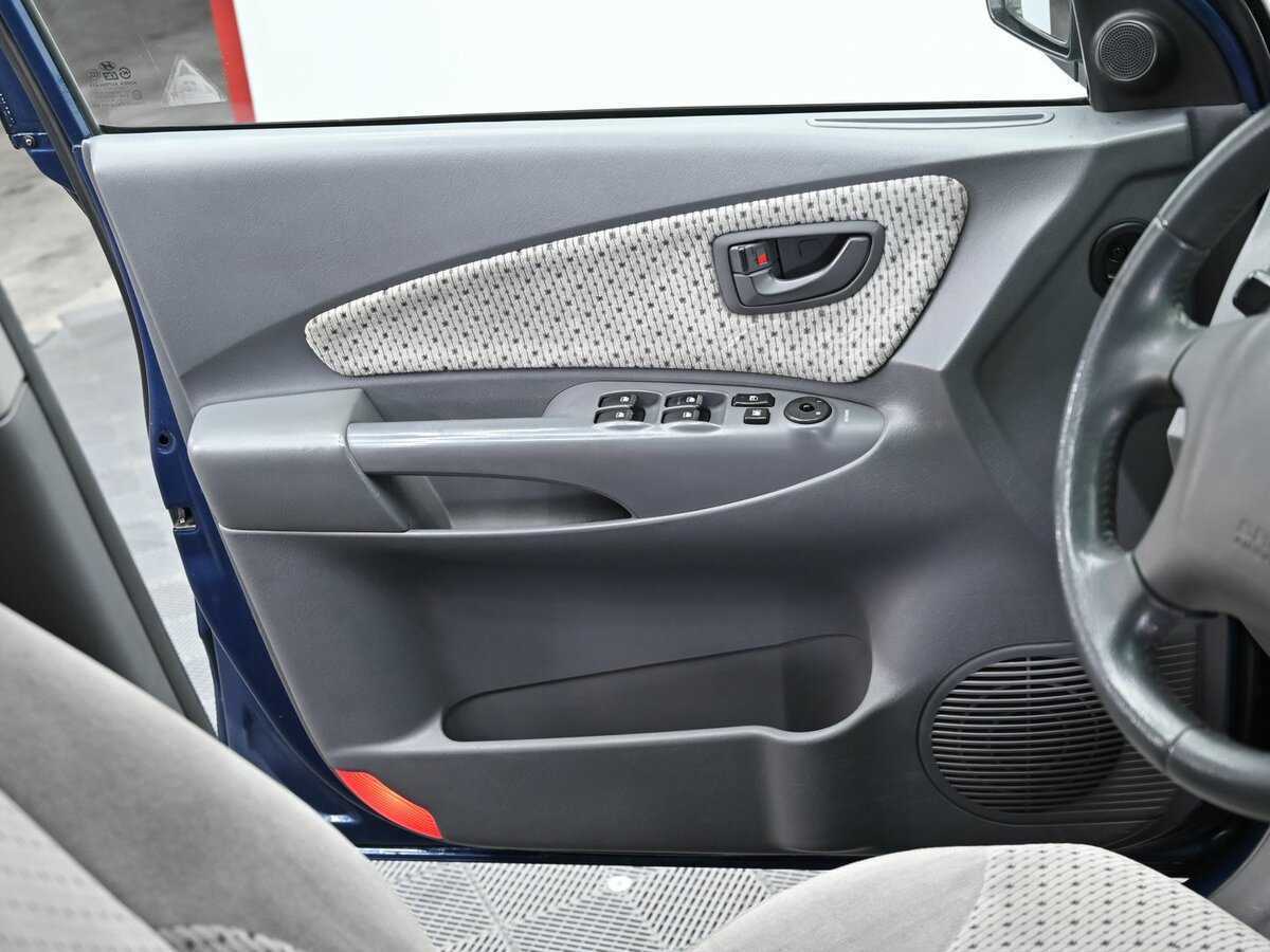 Купить Hyundai Tucson, 2005, 196 000 км, фото №6