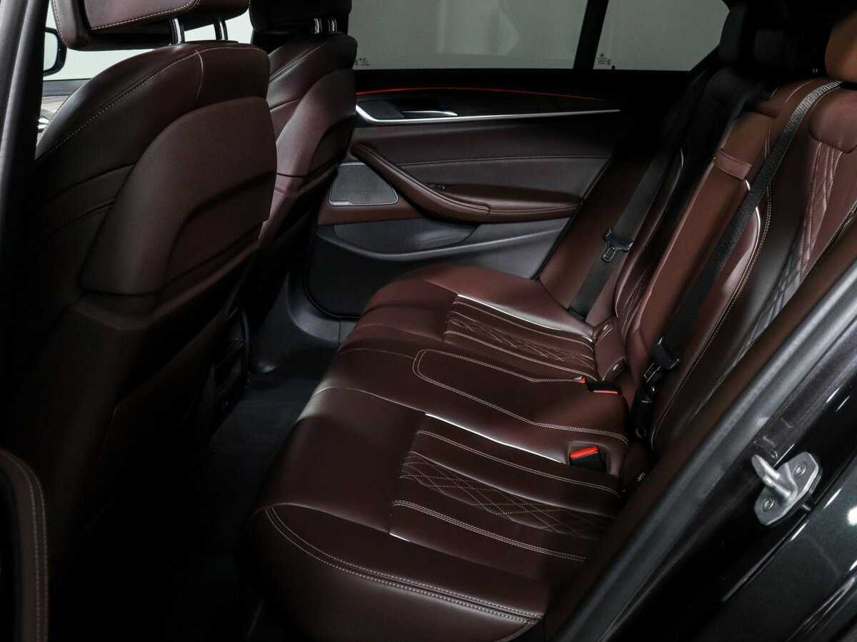 Купить BMW 5 серии 530d xDrive, 2018, 66 000 км, фото №10